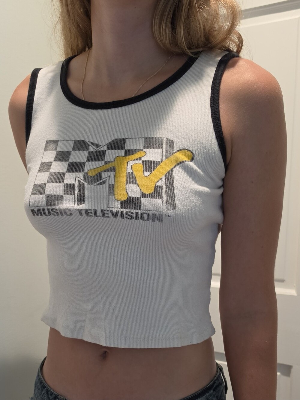 MTV Graphic Ribbed Crop Tank Top - White/Black/Yellow